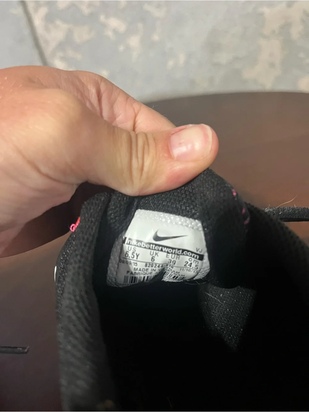 Nike Black Sneakers with Pink Accents - Air Max Thea